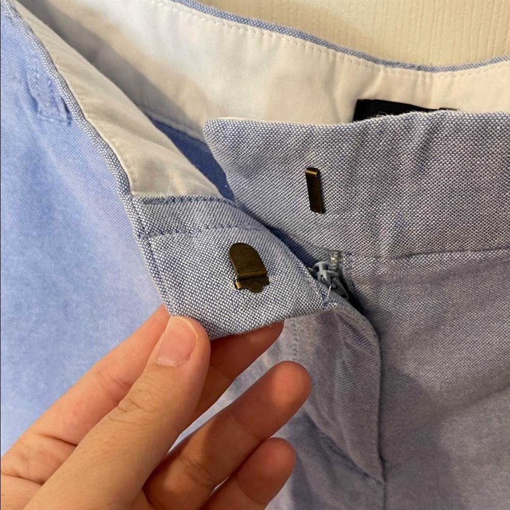 J. CREW COTTON SHORTS - Picture 4 of 5